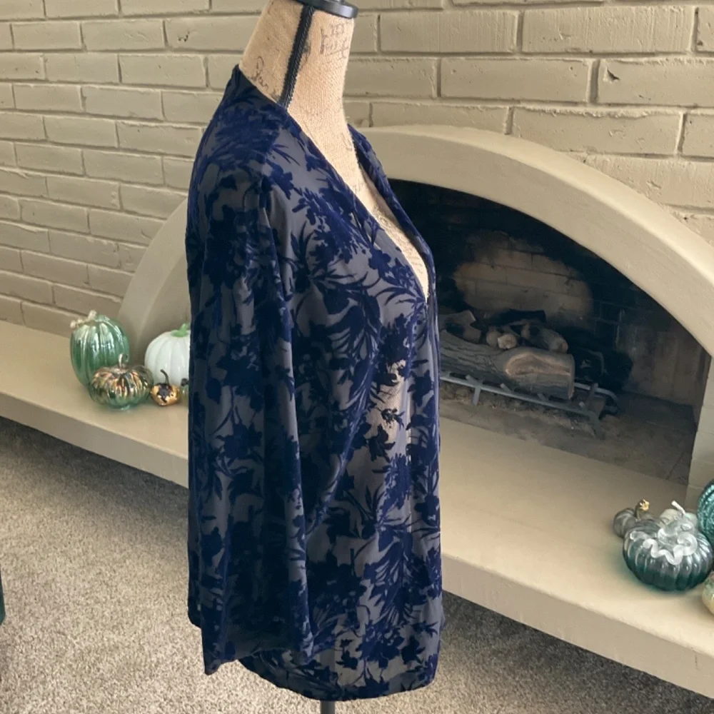 NWT Nordstrom Anthropologie Hinge navy burnout velvet Kimono boho Hippie Stevie